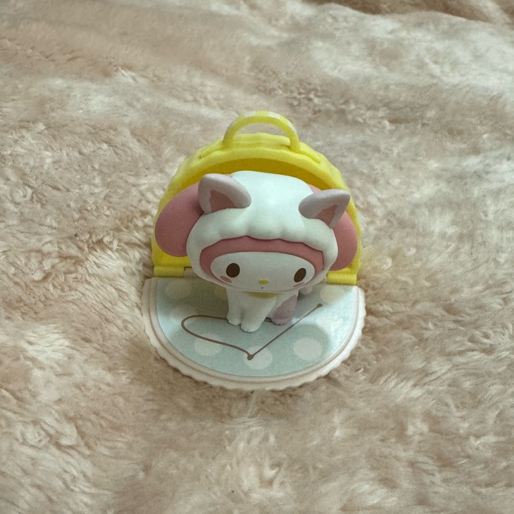 My Melody MINISO Sanrio Characters Peekaboo Series